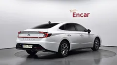 2022 Hyundai Sonata 2.0 — фото 2