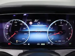 2022 Mercedes-Benz E-Class E350 4MATIC Avantgarde — фото 8