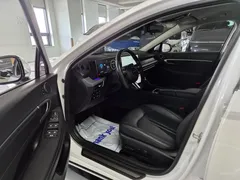 2024 Hyundai Sonata 2.0, белый — фото 10