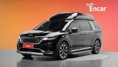 2023 Kia Carnival Diesel 9-Seater Hi-Limousine — фото 1