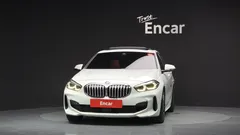2022 BMW 1-Series 120i M Sports — фото 3