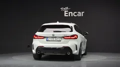 2022 BMW 1-Series 120i M Sports — фото 4