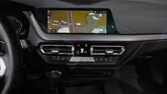 2022 BMW 1-Series 120i M Sports — фото 13