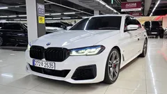 2023 BMW 5-Series M550i xDrive — фото 3
