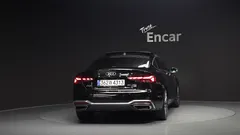 2023 Audi A5 40 TFSI Quattro Premium Sportback, чёрный — фото 4