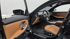 2023 BMW 3-Series 320i M Sport — фото 10