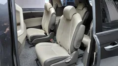 2023 Kia Carnival Diesel 9-Seater Noblesse — фото 12