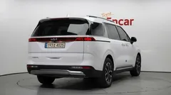 2023 Kia Carnival Diesel 9-Seater Noblesse — фото 2