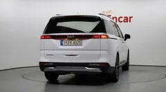 2023 Kia Carnival Diesel 9-Seater Noblesse — фото 4
