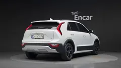 2022 Kia Niro Prestige — фото 2