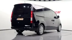2023 Hyundai Staria Cargo 5-Seater — фото 2
