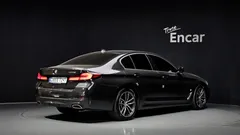 2023 BMW 5-Series 523d M Sport — фото 2