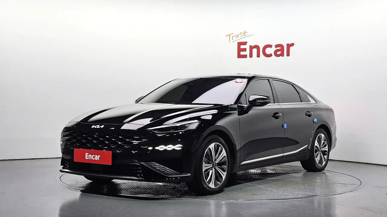 2023 Kia K8 Signature Special