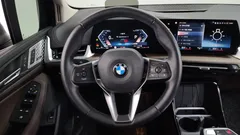 2024 BMW 2-Series 220i Luxury, чёрный — фото 12