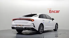 2022 Kia K5 2.0 LPI(Renter car) — фото 2