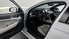 2023 Genesis G70 Gasoline 2.0T 2WD, белый — фото 10