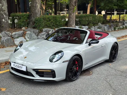 2022 Porsche 911 Carrera 4 GTS Cabriolet