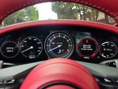 2022 Porsche 911 Carrera 4 GTS Cabriolet — фото 8