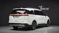 2023 Kia Carnival Diesel 9-Seater Noblesse — фото 2