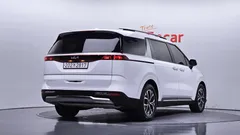 2023 Kia Carnival Diesel 9-Seater Noblesse — фото 2