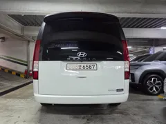 2022 Hyundai Staria Cargo 3-Seater — фото 4