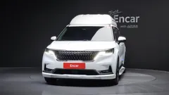 2023 Kia Carnival Gasoline 9-Seater Hi-Limousine — фото 3