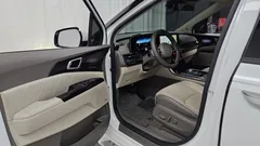 2023 Kia Carnival Gasoline 9-Seater Hi-Limousine — фото 10