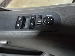 2022 Hyundai Staria Cargo 5-Seater — фото 17
