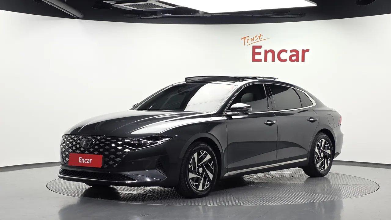 2022 Hyundai Grandeur Le Blanc