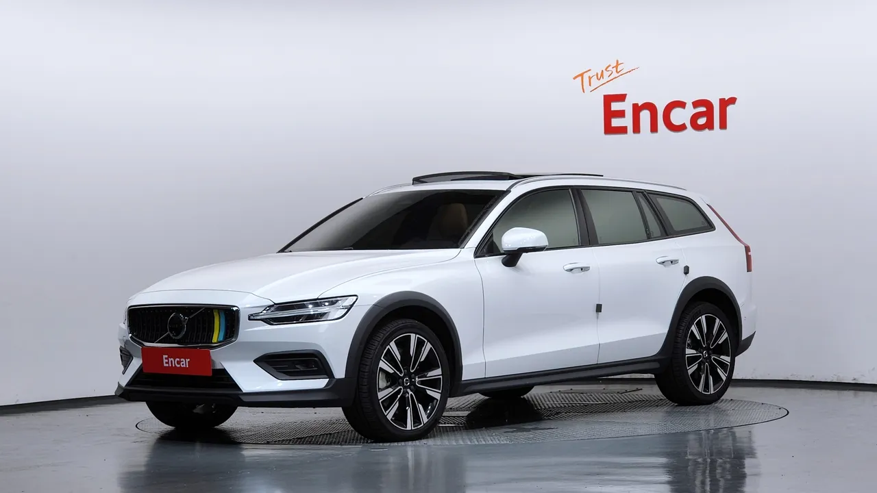 2024 Volvo V60 B5 Ultimate AWD