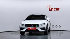 2024 Volvo V60 B5 Ultimate AWD — фото 3