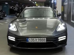 2022 Porsche Panamera 2.9 AWD Platinum Edition — фото 2