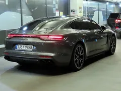 2022 Porsche Panamera 2.9 AWD Platinum Edition — фото 4