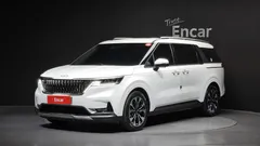 2023 Kia Carnival Diesel 9-Seater Noblesse — фото 1