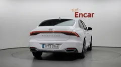 2023 Hyundai Grandeur 3.0 LPi Rent Car — фото 4