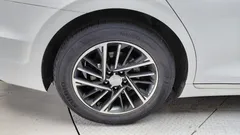 2022 Hyundai Grandeur 3.0 LPi Rent Car — фото 5