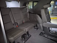 2023 ChevroletGMDaewoo Tahoe 6.2 High Country 4WD — фото 15