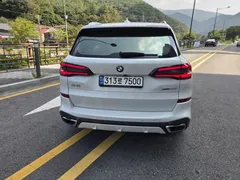 2022 BMW X5 xDrive 40i M Sport — фото 3