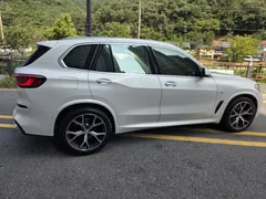 2022 BMW X5 xDrive 40i M Sport — фото 5