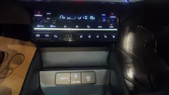 2023 Hyundai Grandeur 3.5 LPG 2WD (Taxi) — фото 19