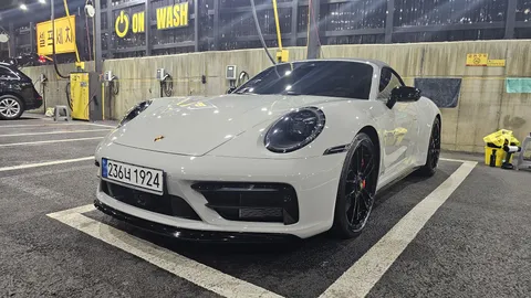 2022 Porsche 911 Carrera GTS Cabriolet