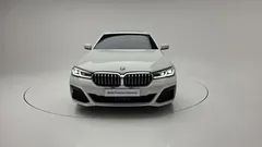 2022 BMW 5-Series 530i M Sport Package — фото 3