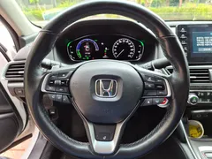 2021 Honda Accord 2.0 Hybrid Touring, белый — фото 7