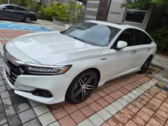 2021 Honda Accord 2.0 Hybrid Touring, белый — фото 11