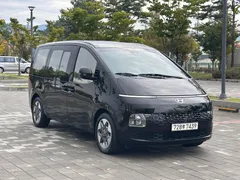 2023 Hyundai Staria Tourer 11-Seater — фото 1