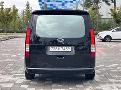 2023 Hyundai Staria Tourer 11-Seater — фото 5