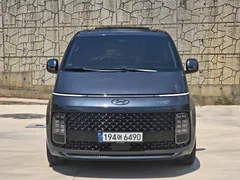 2023 Hyundai Staria L3.5 Lounge 9-Seater — фото 2