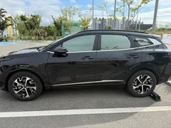 2023 Kia Sportage Signature 2WD — фото 4