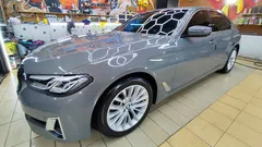 2022 BMW 5-Series 530i Luxury — фото 2