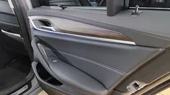 2022 BMW 5-Series 530i Luxury — фото 16